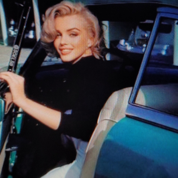 MARILYN MONROE TEE SIZE SMALL - Picture 5 of 16